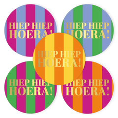 Cadeaustickers | Hiep hiep hoera 10 stuks goudfolie