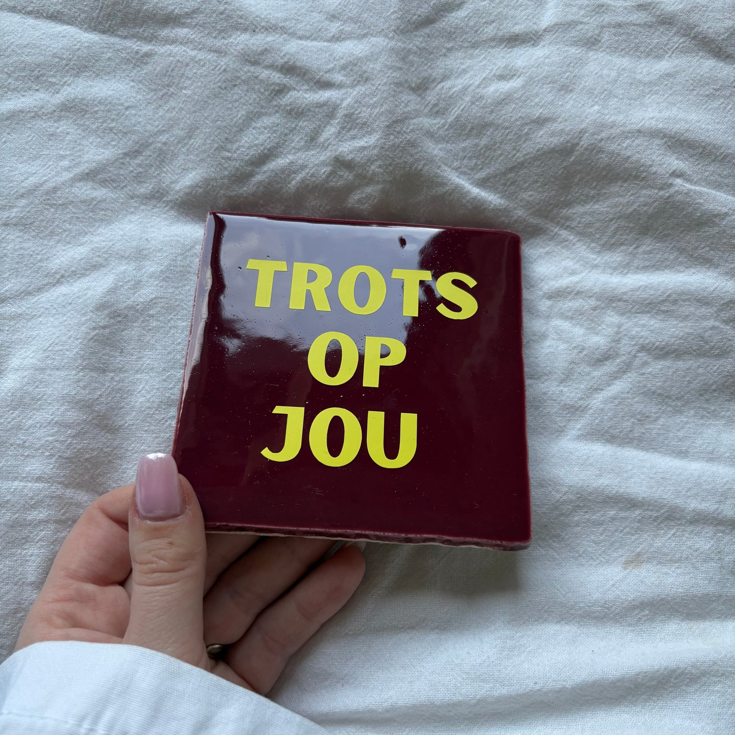 Tegeltje | Rood - trots op jou